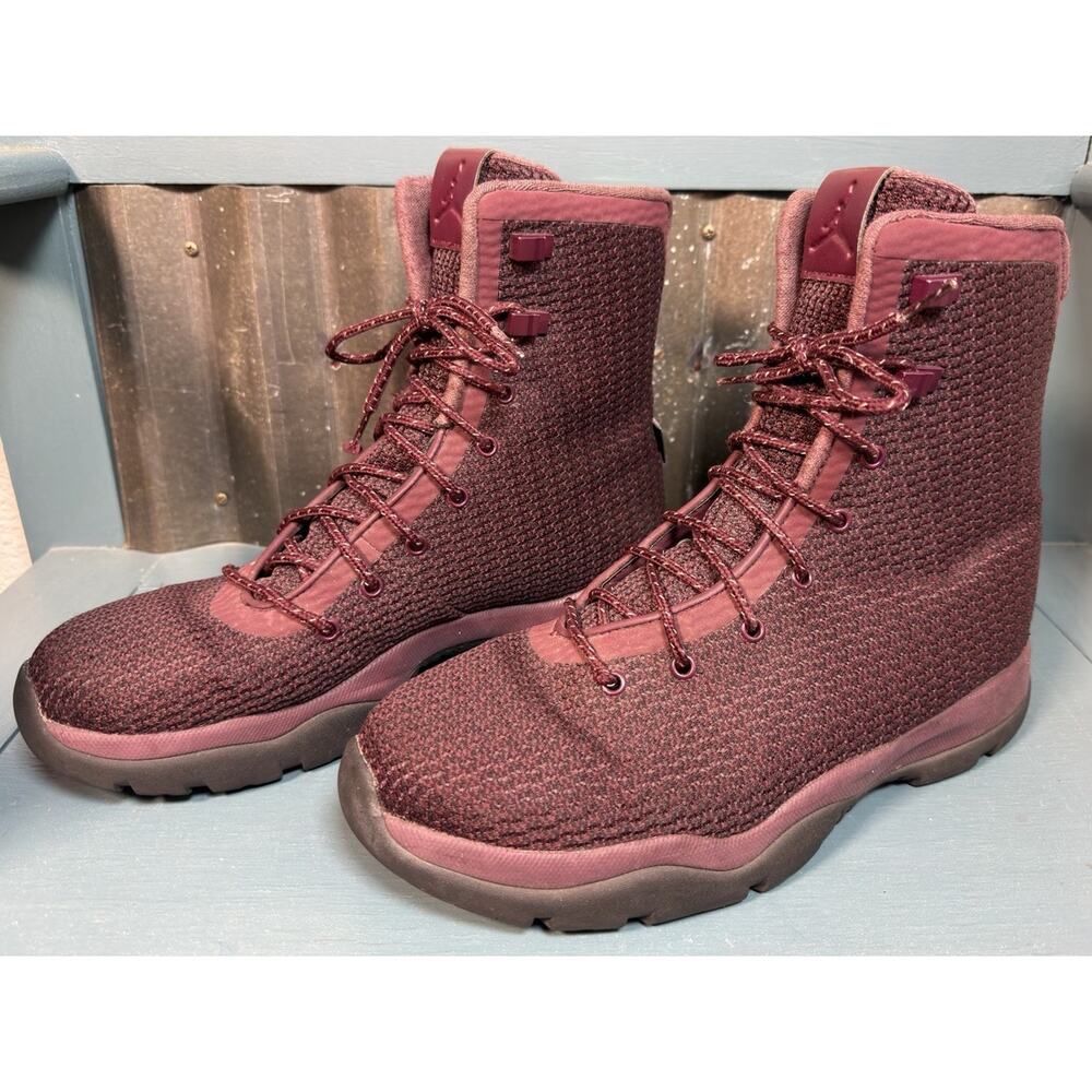 Nike Air Jordan Future Boots Night Maroon Mens 9M 854554-600 Weatherproof